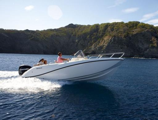 Quicksilver Activ 675 Open Innovations et singularités