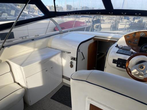 Airon Marine Airon Marine 345 Explorez le Design Élégant de lAiron Marine 345