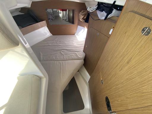 Beneteau Antares 780 HB Caractéristiques Techniques