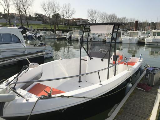 Aquabat <a title="Aquafish 550 à vendre" href="/bateaux/aquamar/aquafish-550">Aquafish 550</a> Équipements Inclus dans le Aquabat <a title="Aquafish 550 à vendre" href="/bateaux/aquamar/aquafish-550">Aquafish 550</a>