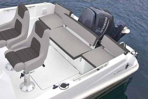 Jeanneau Cap Camarat 5.5 CC Serie 2 Sécurité et Aménagements