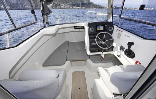 Quicksilver Captur 625 Pilothouse Caractéristiques Techniques du Quicksilver 625