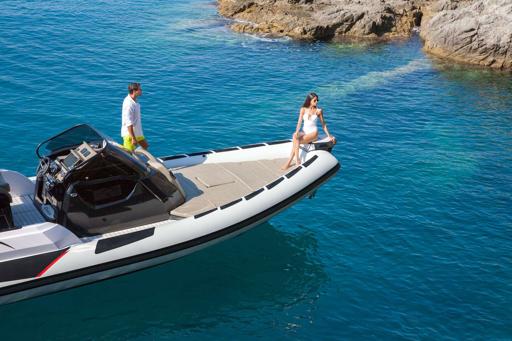 Ranieri Cayman 35.0 Executive Design et Confort à Bord