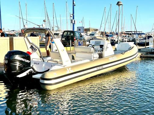 Joker Boat Clubman 26 Présentation du Joker Boat Clubman 26 ST