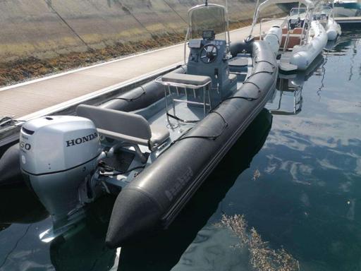 Bombard Explorer 700 Neo Performances et Efficacité en Mer