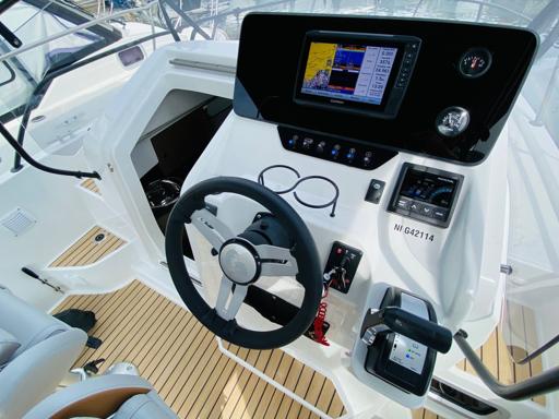 Beneteau Flyer 8 SUNdeck Mobilité et Sécurité A Bord