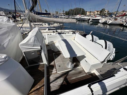 Beneteau Flyer 9 Sundeck Options de Personnalisation