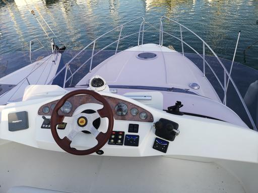 Galeon Galeon 330 Fly Gamme de Produits Galeon