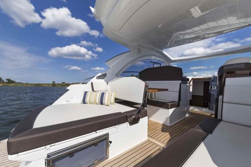 Galeon Galeon 335 HTS Options de Motorisation Disponibles