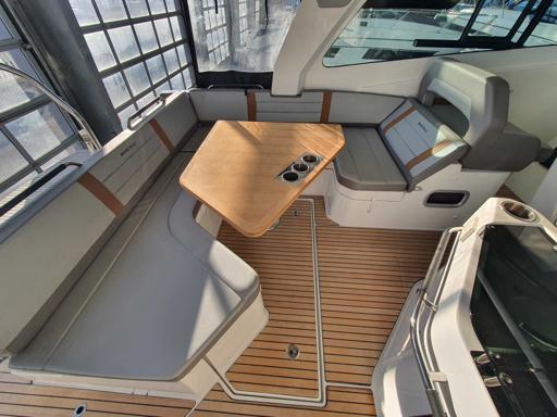 Beneteau Gran Turismo 32 Aménagements Intérieurs