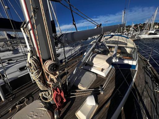 Hallberg Rassy Hallberg Rassy 352 Comparaison avec dautres voiliers