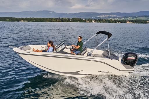 Bayliner M19 Confort à Bord et Aménagements