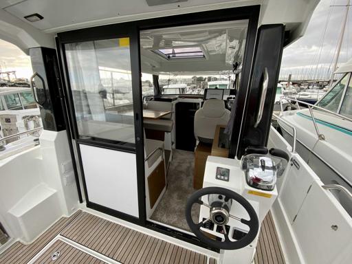 Jeanneau Merry Fisher 895 Marlin Détails techniques et caractéristiques générales