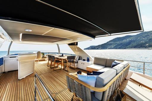 Absolute <a title="Navetta 68 à vendre" href="/bateaux/vismara/navetta-68">Navetta 68</a> Design et Aménagements Extérieurs