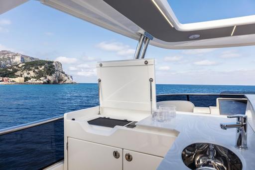 Absolute <a title="Navetta 68 à vendre" href="/bateaux/vismara/navetta-68">Navetta 68</a> Options Disponibles