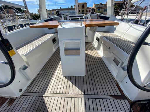 Beneteau Oceanis 38.1 Comparaison avec dautres modèles similaires