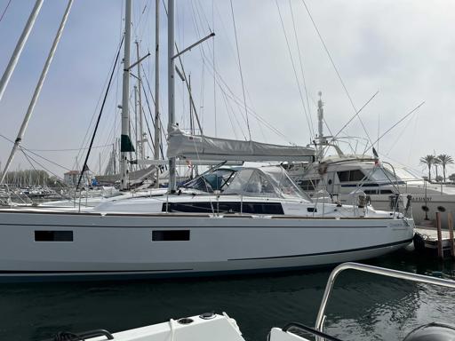 Beneteau Oceanis 38.1 Introduction à lOcéanis 38.1