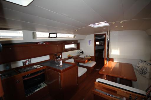 Beneteau Oceanis 45 Design Intérieur