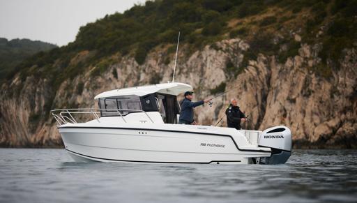 Parker Parker 700 Pilothouse Essai en Navigation du Parker 700 Pilothouse