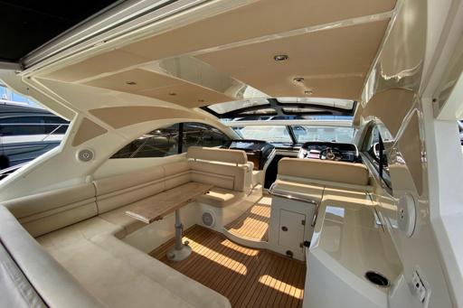 Sunseeker Portofino 48 Caractéristiques détaillées du Sunseeker Portofino 48