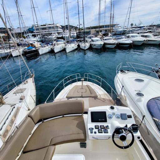 Jeanneau Prestige 350 Fly Homologation et capacités en navigation