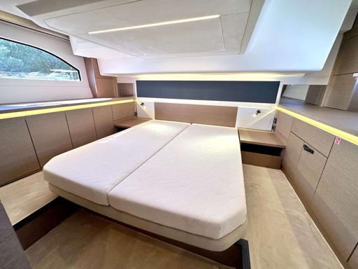 Jeanneau Prestige 420 Fly Essai du Prestige 420 : Une vue densemble détaillée