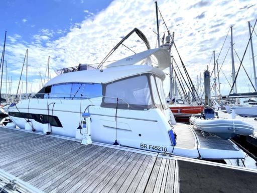 Jeanneau Prestige 500 Fly Électronique et Navigation