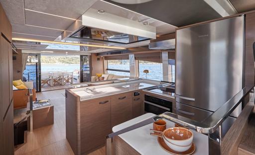 Jeanneau Prestige X70 Intérieur du Yacht