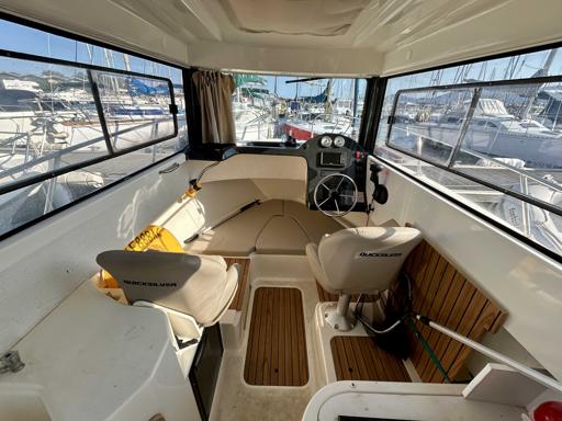 Quicksilver Quicksilver 675 Pilothouse Aménagements et commodités à bord