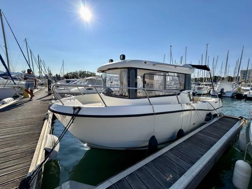 Quicksilver Quicksilver 675 Pilothouse Choix et avantages pour la famille et les pêcheurs