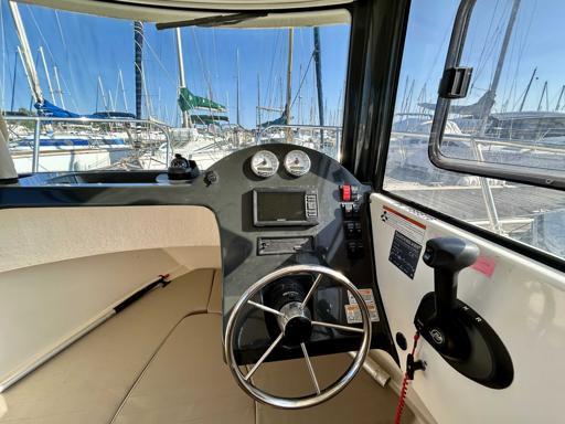 Quicksilver Quicksilver 675 Pilothouse Equipements standard du Quicksilver <a title="Activ 675 Weekend à vendre" href="/bateaux/quicksilver/activ-675-weekend">Activ 675 Weekend</a>