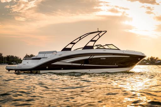 Sea Ray SDX 270 Caractéristiques principales