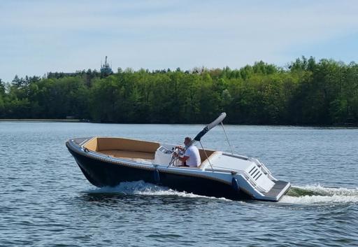 Silver Yacht Silver 655 Tender Caractéristiques techniques du Silver Yacht 655 Tender