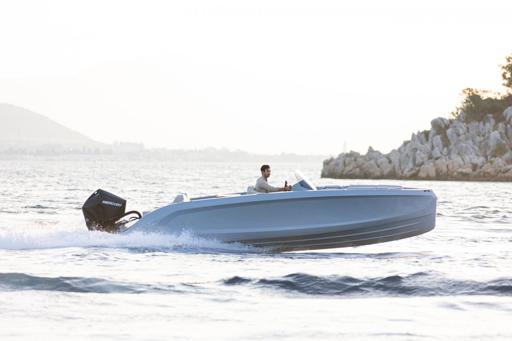 Rand Boats Source 22 Technologie et innovations embarquées