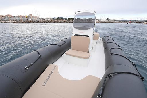 Bombard Sunrider 650 Confort et Aménagement à Bord