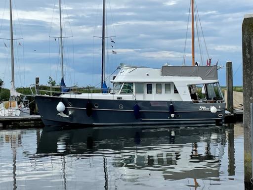 Beneteau Swift Trawler 42 Description du Swift Trawler 42