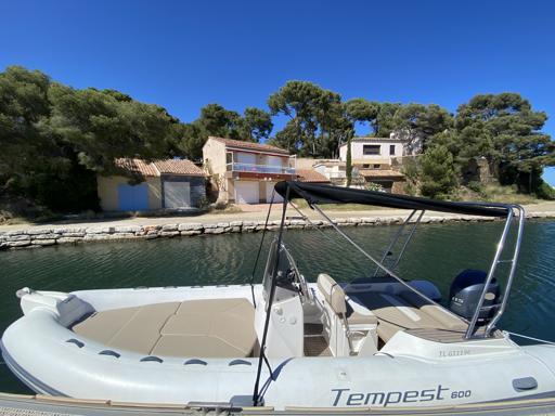 Capelli Tempest 600 Présentation du Capelli <a title="Tempest 600 Open à vendre" href="/bateaux/capelli/tempest-600-open">Tempest 600 Open</a>