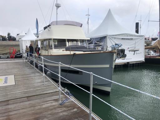 Rhea Trawler 34 Présentation du Rhéa Trawler 34