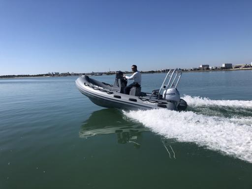 3D Tender X Pro 445 Facilité de Transport et Mise à leau